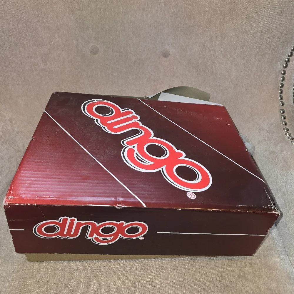 NWT Cowgirl Boots - Picture 3 of 3